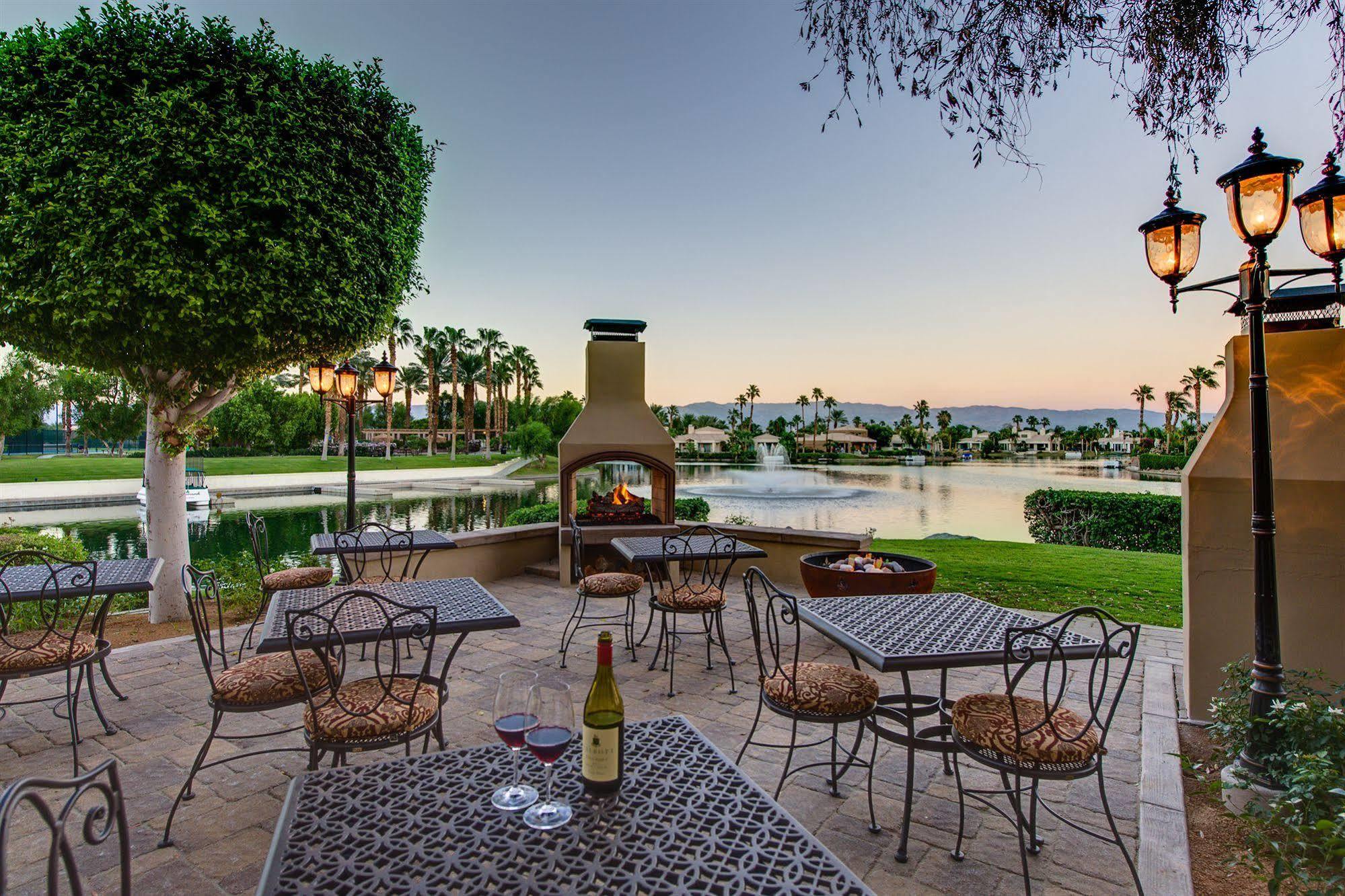 The Chateau At Lake La Quinta Exteriér fotografie
